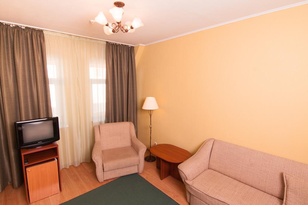 Mini-Hotel On Geroiv Energetykiv Street 18 Kyiv Exterior foto