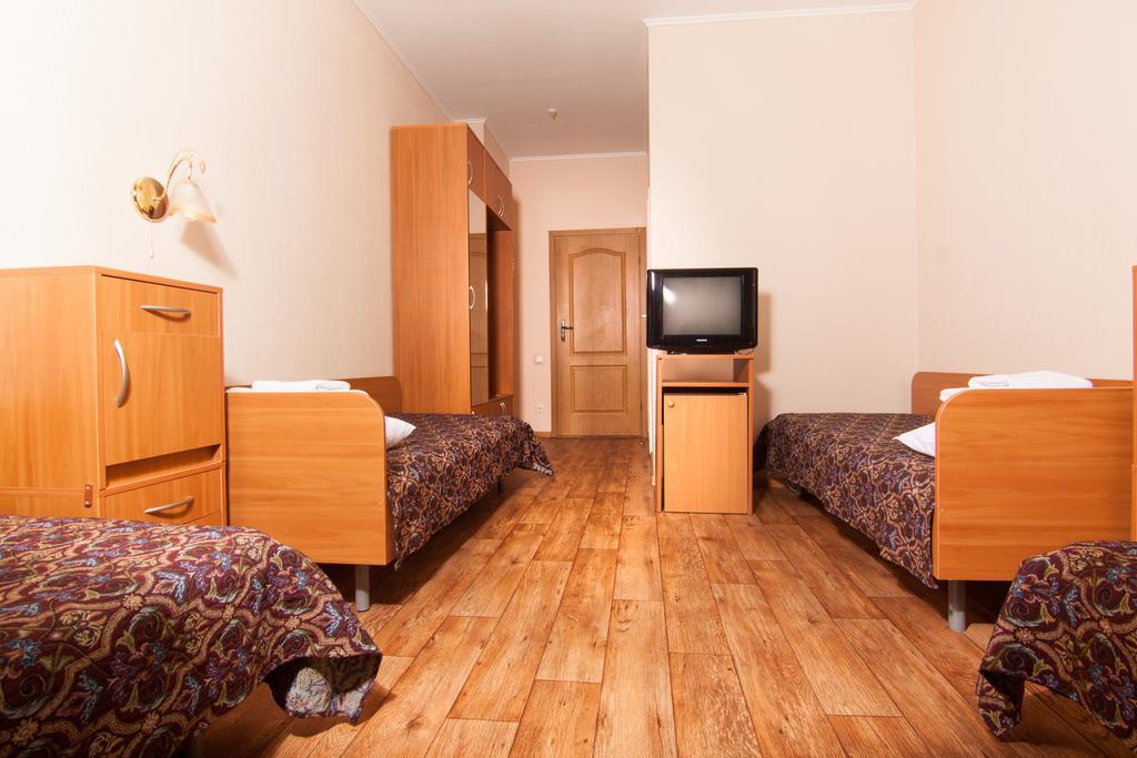 Mini-Hotel On Geroiv Energetykiv Street 18 Kyiv Exterior foto