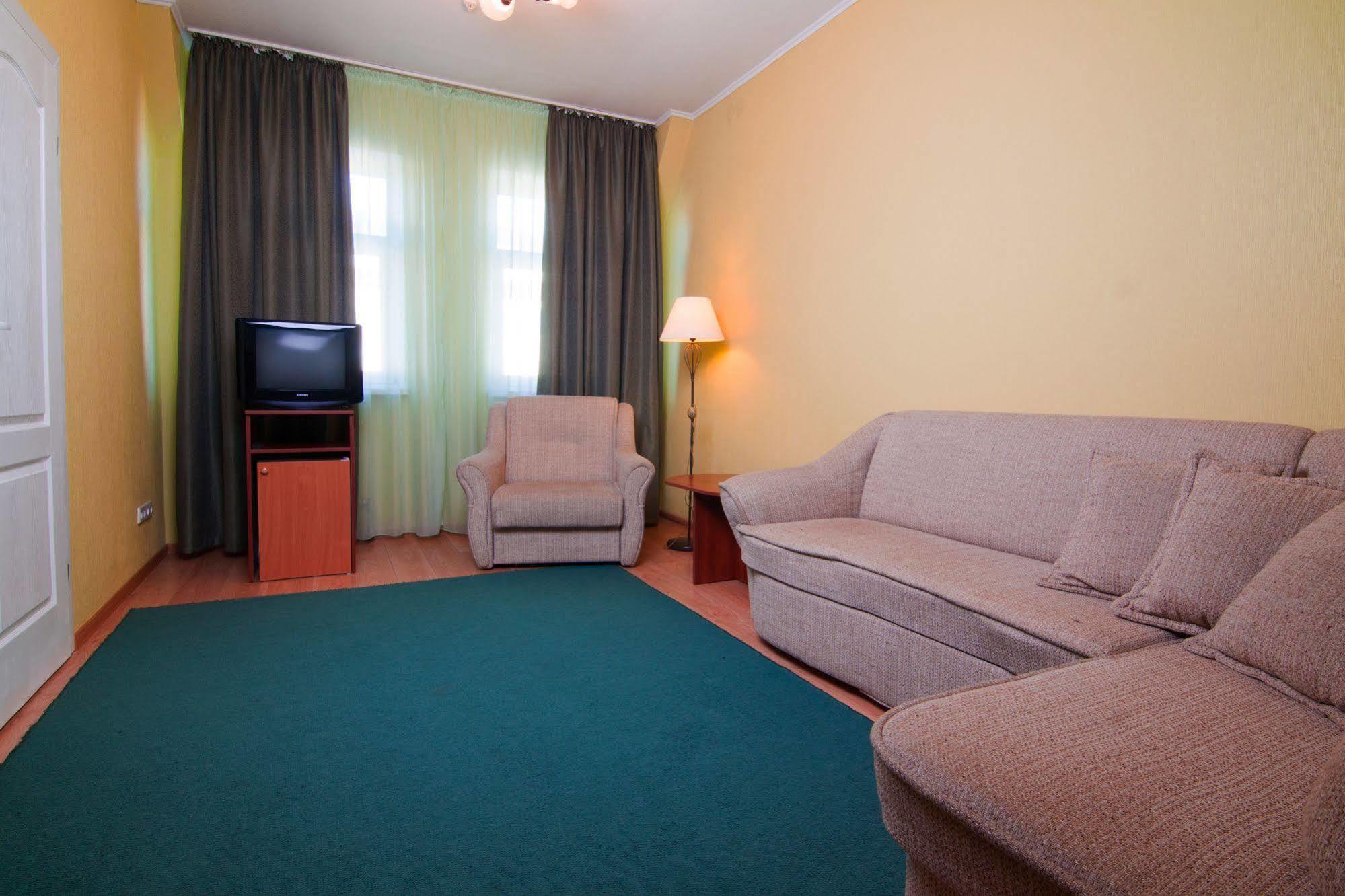Mini-Hotel On Geroiv Energetykiv Street 18 Kyiv Exterior foto
