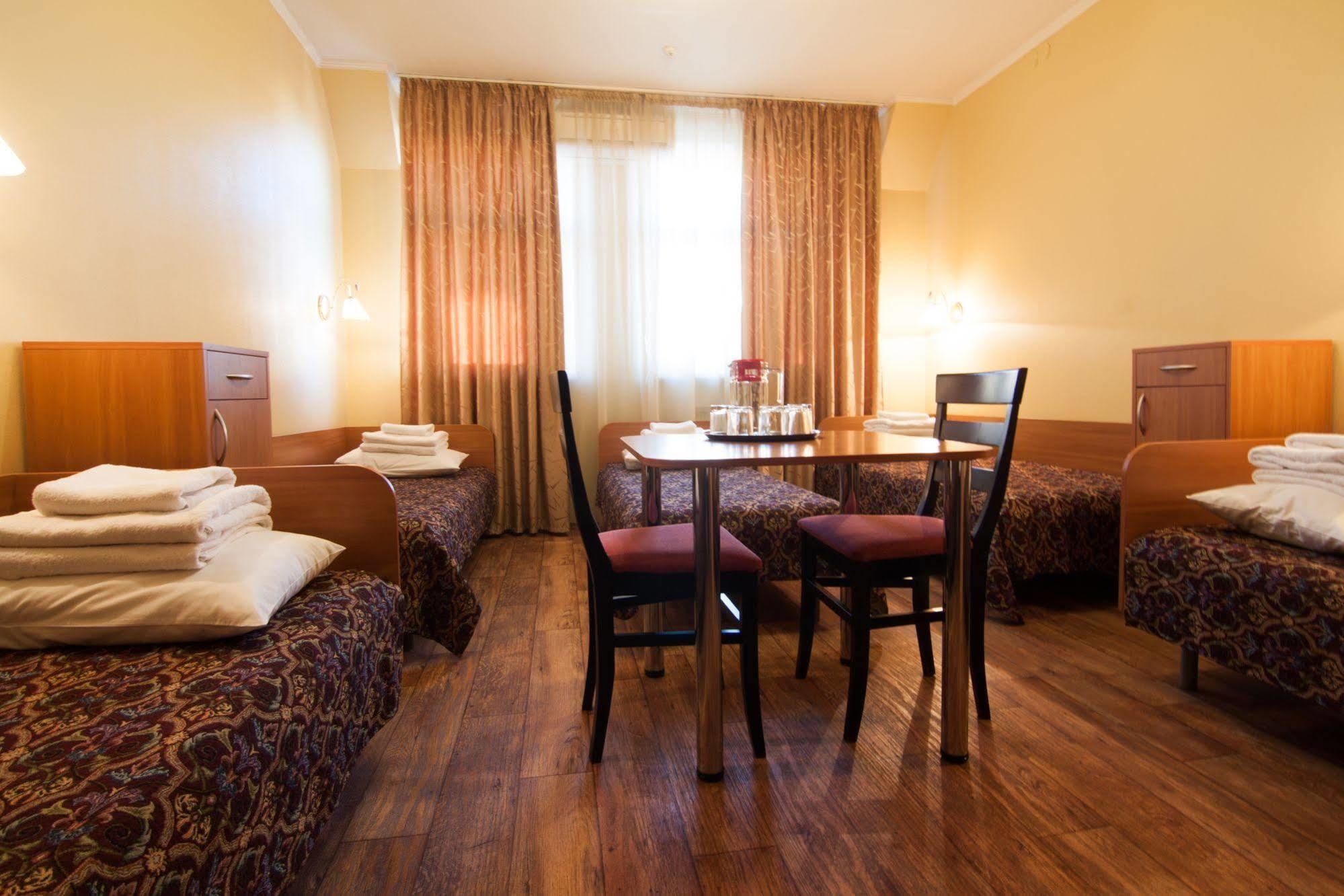Mini-Hotel On Geroiv Energetykiv Street 18 Kyiv Exterior foto