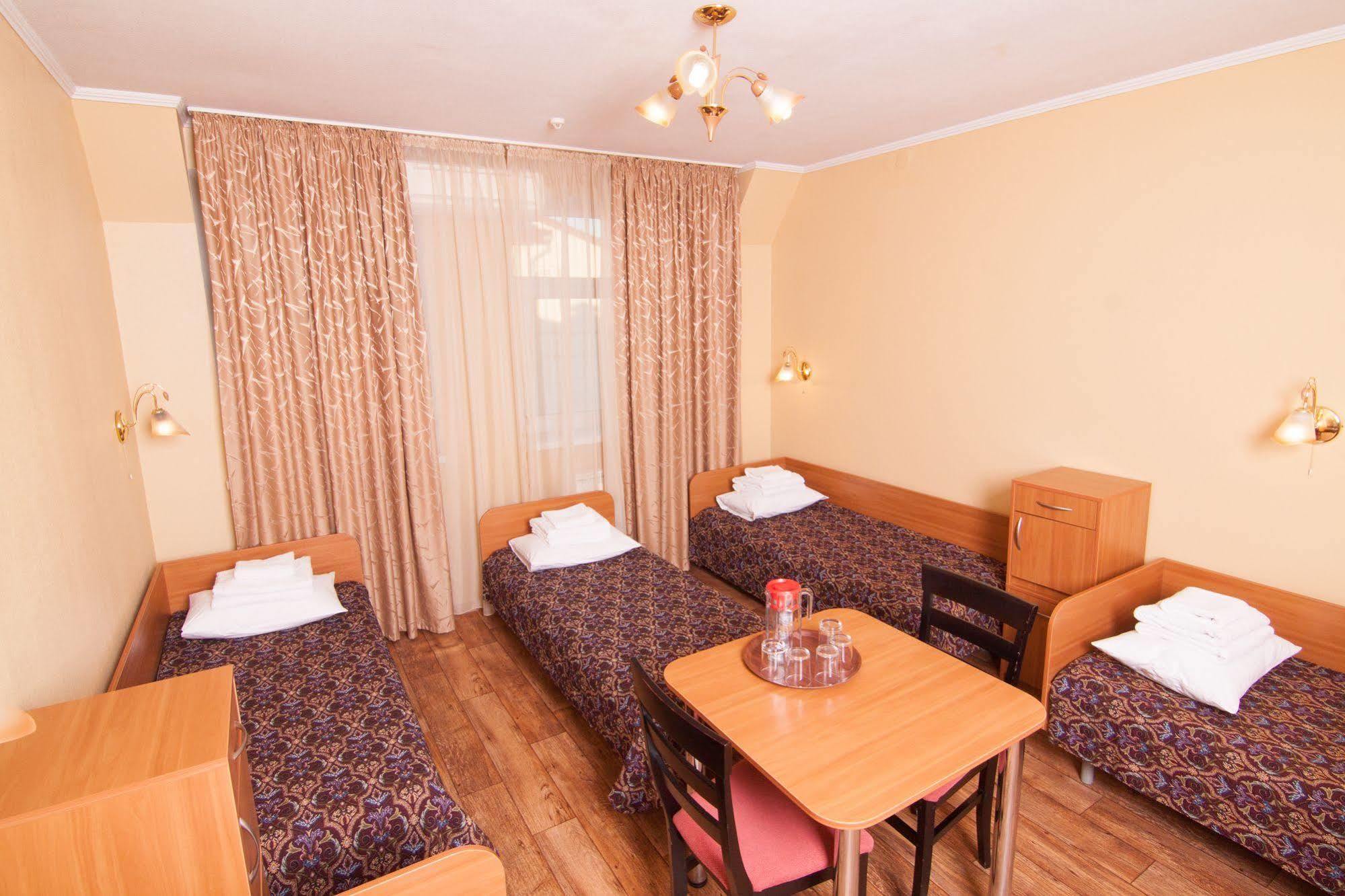 Mini-Hotel On Geroiv Energetykiv Street 18 Kyiv Exterior foto